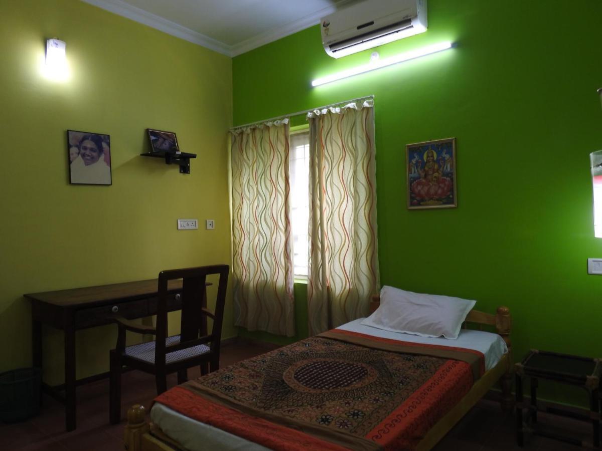 Kadalamma Beach Homestay Alappuzha Bagian luar foto