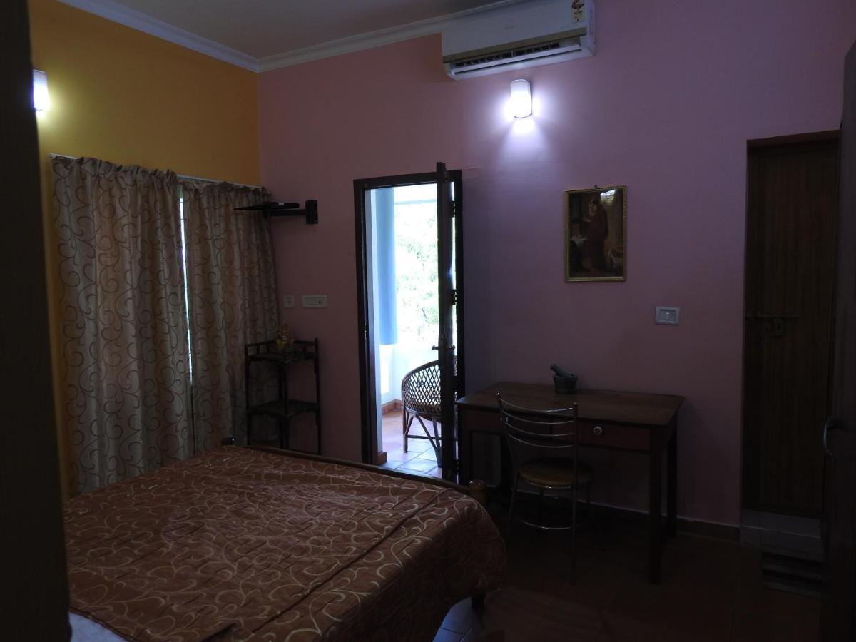Kadalamma Beach Homestay Alappuzha Bagian luar foto
